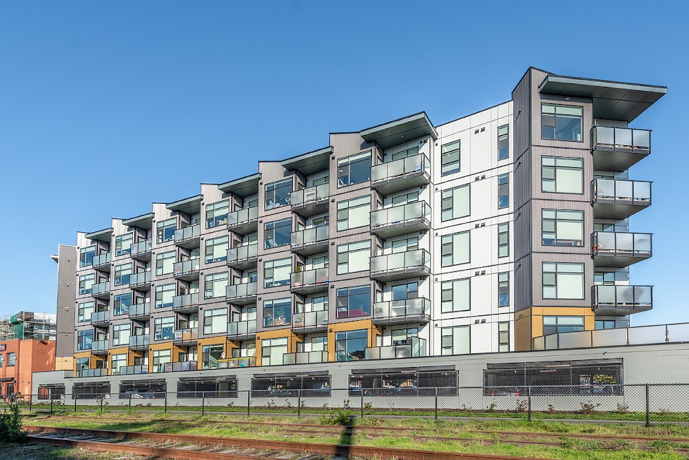 Railside House Apartments