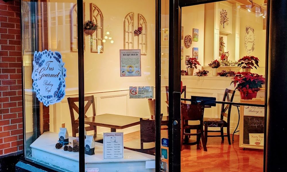 Très Gourmet Bakery and Cafe