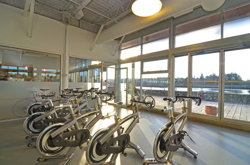 Selkirk Waterfront Fitness Club