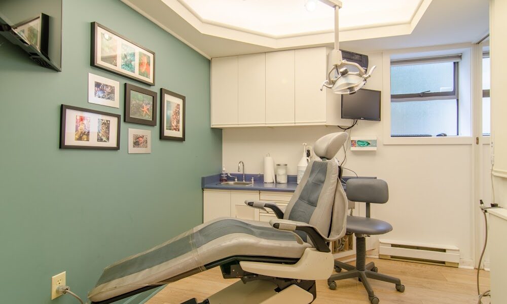Oak Bay Dental Clinic